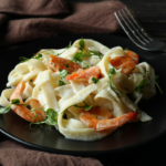 Fettucini z cukinią i krewetkami