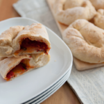 Mini calzone z tuńczykiem