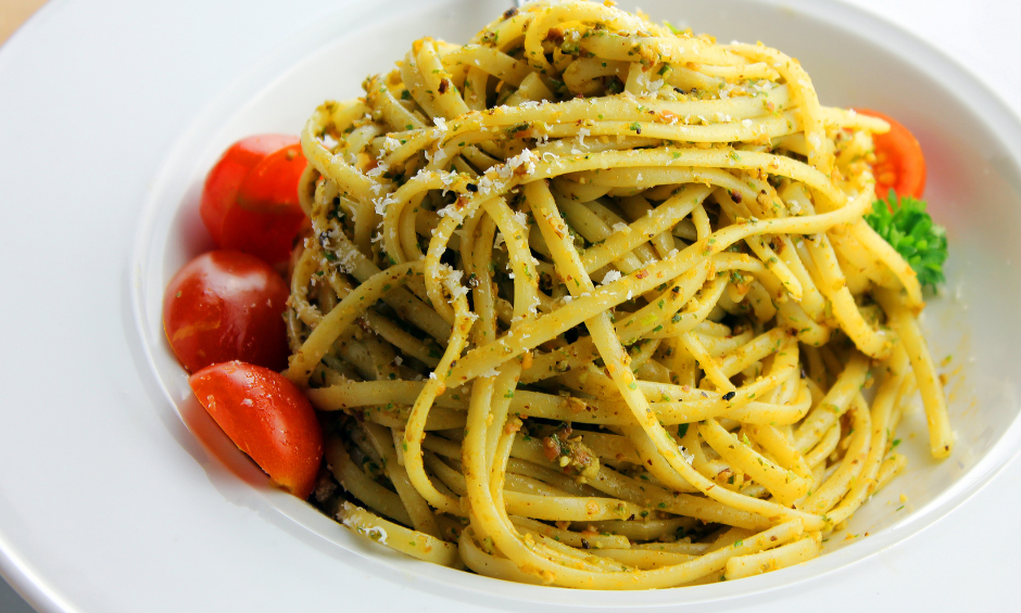 Tagliatelle z pesto trapanese