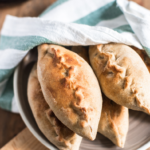 Mini calzone z grillowanymi warzywami