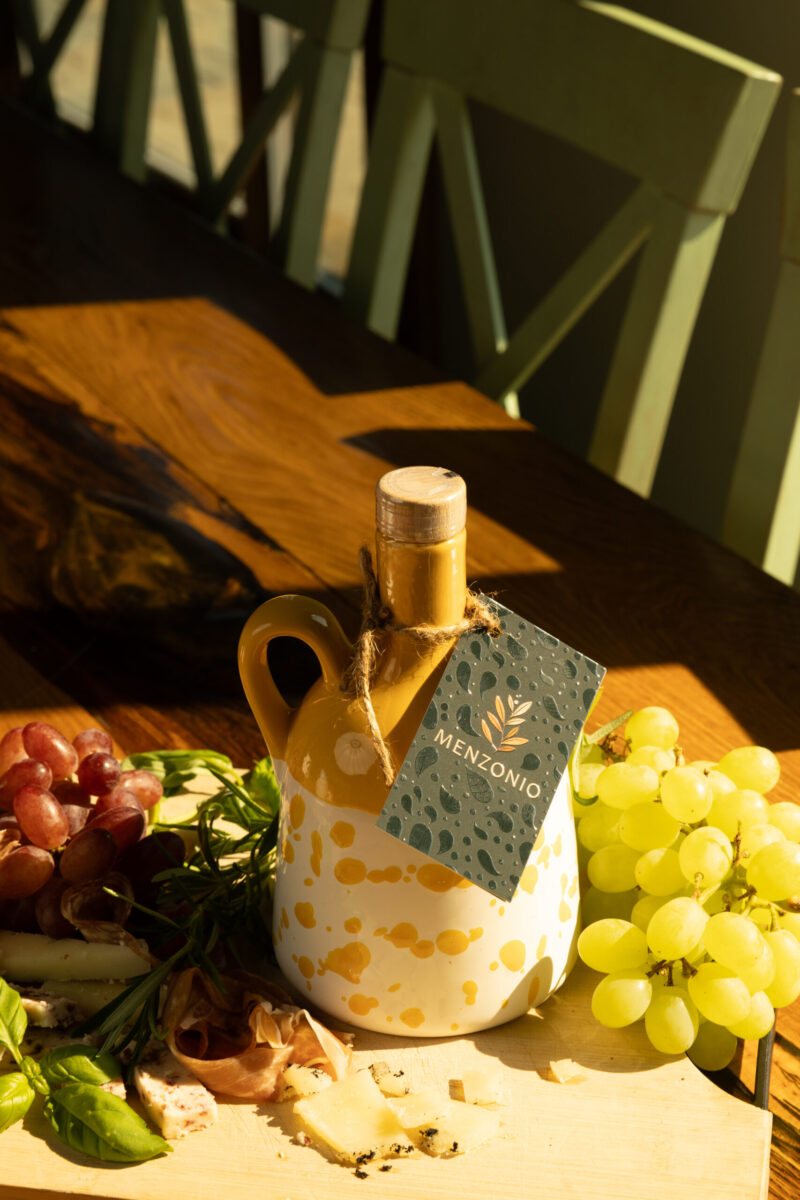 Nativem Olivenöl Extra - Keramikflasche Menzonio Gelb – Bild 4