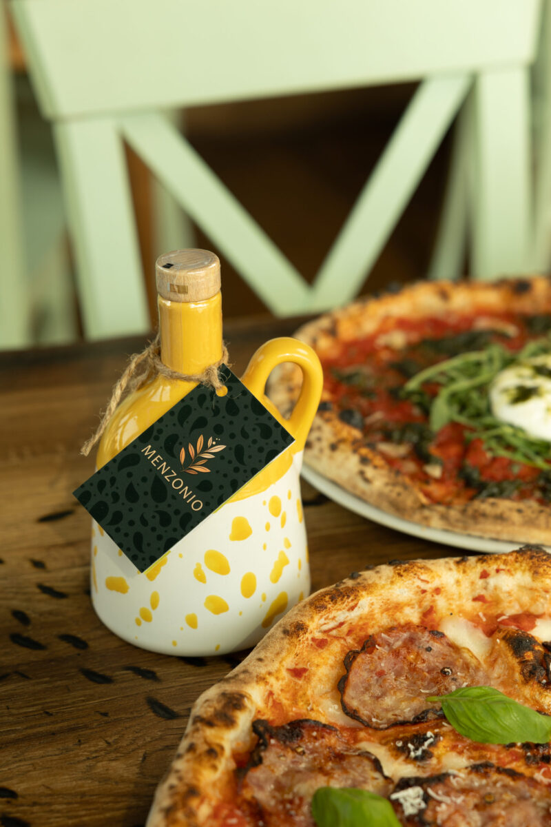 Nativem Olivenöl Extra - Keramikflasche Menzonio Gelb – Bild 9
